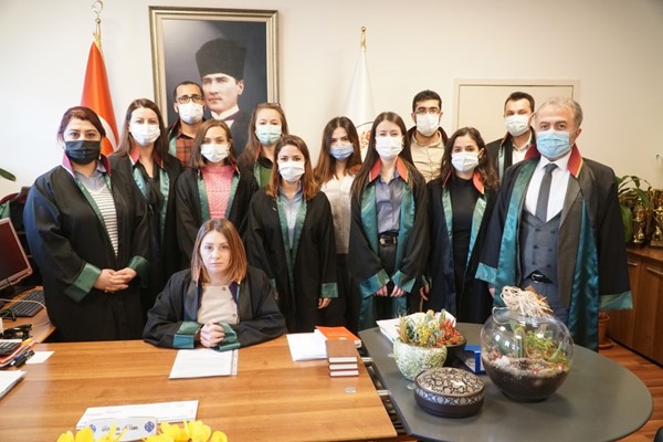 Bursa Barosu Hayvan Hakları Komisyonu: “Kedi-köpek mamalarında KDV sıfırlanmalıdır”