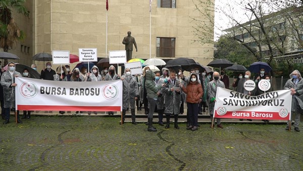 Bursa'da Avukatlar Günü kutlan(ma)dı!