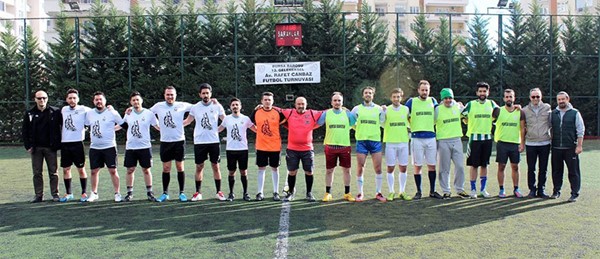 Rafet Canbaz Halı Saha Futbol Turnuvası Başladı