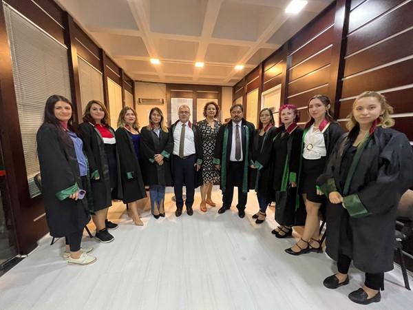 Saldırıya uğrayan meslektaşımızın yanındayız