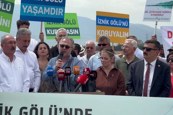 Cumhurbaşkanı kararı ile İznik Gölü kıyısına kağıt fabrikası iznine tepki!