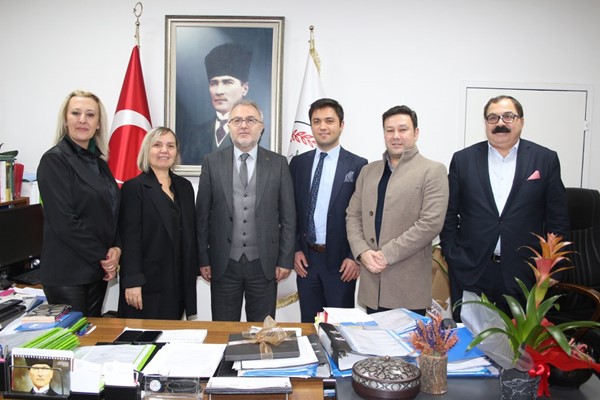 Danışmanlık Hizmeti Veren İş İnsanları Derneği'nin (DAHİAD) Baromuzu ziyareti.