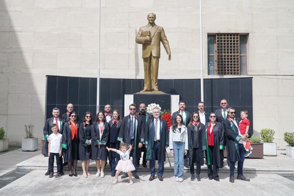 Bursa Barosu'ndan 23 Nisan Ulusal Egemenlik ve Çocuk Bayramı kutlaması