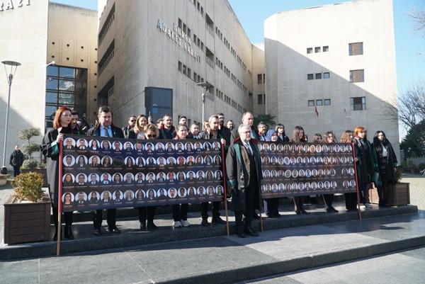 Bursa Barosu, doğal afetlerde can kayıplarına yol açan ihmal ve sonrasındaki hak ihlallerine “yeter artık” dedi