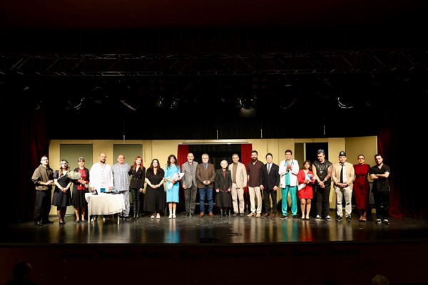 6. Özgür Aksoy Tiyatro Günleri başladı