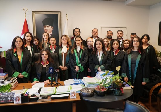 Bursa Barosu Kadın Hakları Merkezi: Kadınlar yaşayacak, şiddet duracak!