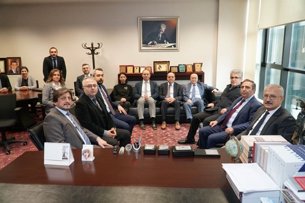 Bursa yargı protokolünden Öztosun'a ziyaret