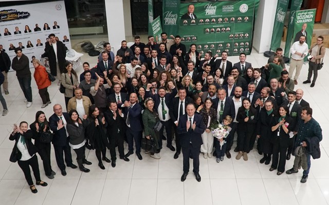 Bursa Barosu'nun yeni başkanı Av. Yener Poroy
