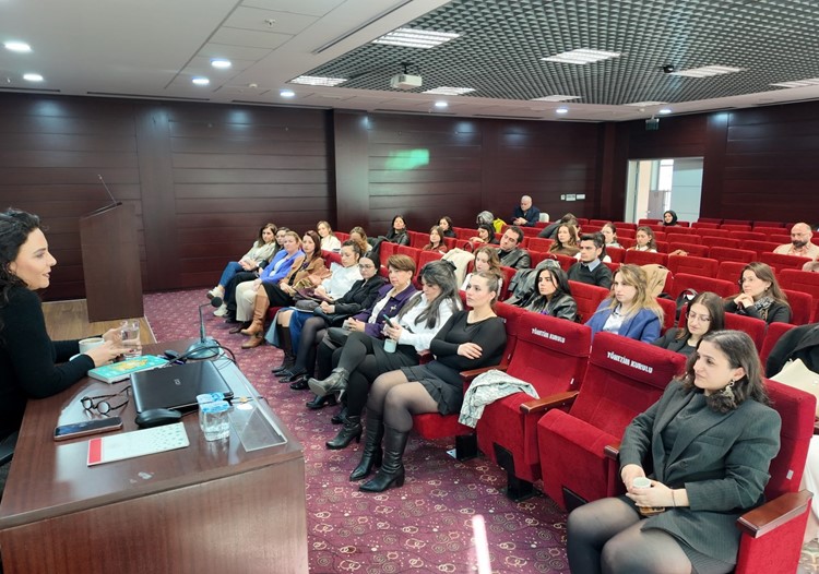 “Kadın Cinayetleri Ve Yargıda İşbirlikçi Erkeklik: Haksız Tahrik İndirimi”