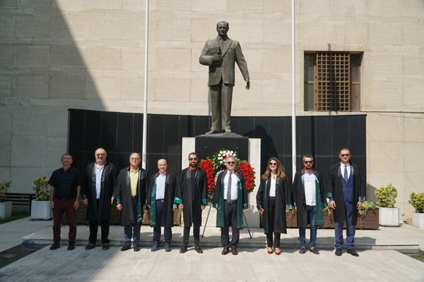 Bursa Barosu 30 Ağustos Zafer Bayramı'nı kutladı