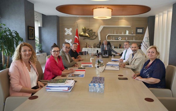 Erdem'e iade-i ziyaret