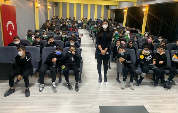 Çocuklara haklarını anlattık