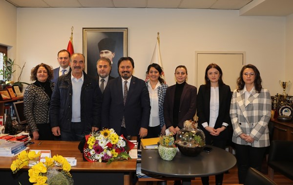 Mudanya Belediye Başkanı Türkyılmaz'dan, Altun'a kutlama