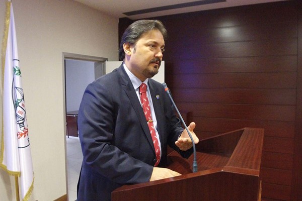 Kıbrıs'ın Geleceği konulu konferans