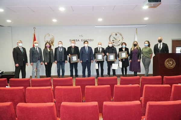 Cargill davalarında kazandıkları tazminatları baroya bağışladılar